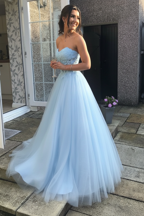 Sky Blue Sweetheart Neck Open Back Lace Long Prom Dresses