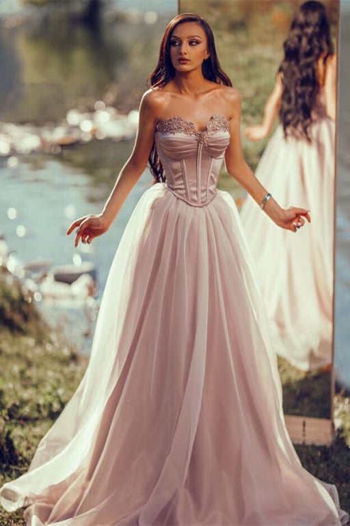 Sleeveless Elegance with Tulle Applique and Pleats