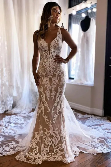 Spaghetti Straps Lace Mermaid Wedding Dress Sleeveless Tulle Bridal Gown