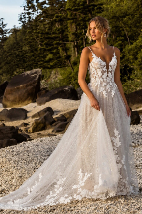 Spaghetti Straps Tulle Lace Wedding Dress Aline Sleeveless