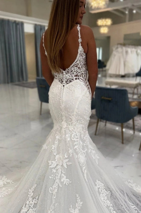 Spaghetti Straps White Mermaid Wedding Dress V neck Tulle Lace Bridal Gown wedding dresses