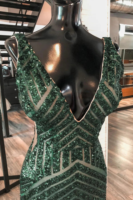 Sparkly Fuchsia Sequins V-Neck Tight Homecoming Dress