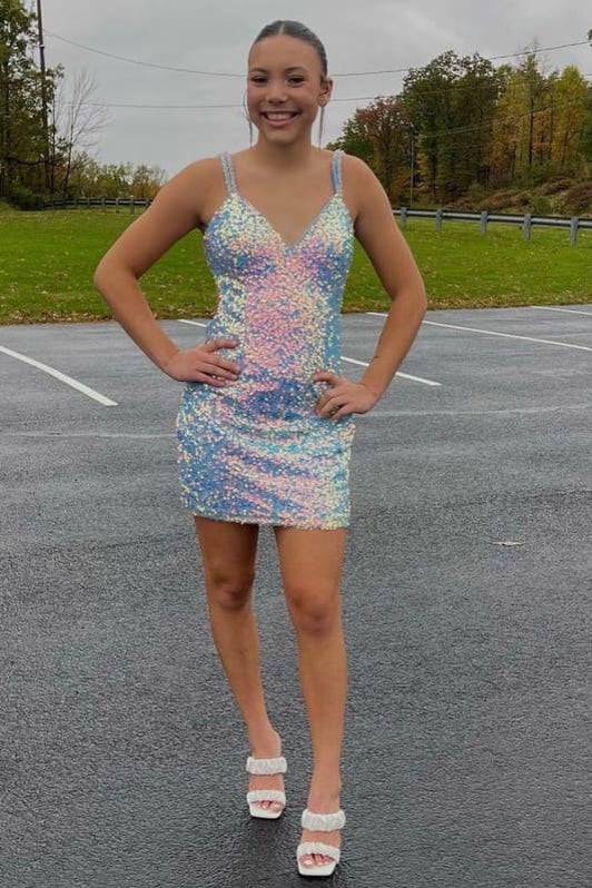 Sparkly A-Line Dark Green Halter Short Homecoming Dress with Sequins