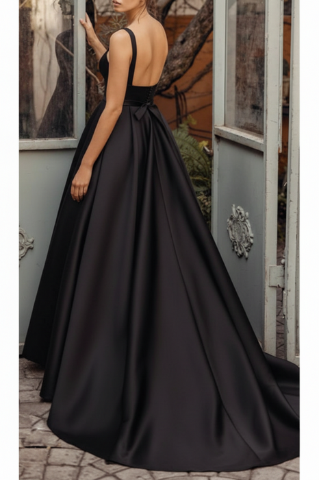 Vintage Wedding Dresses Black Square Neck Sleeveless Natural Waist Satin Fabric Court Train Sash Bridal Dress