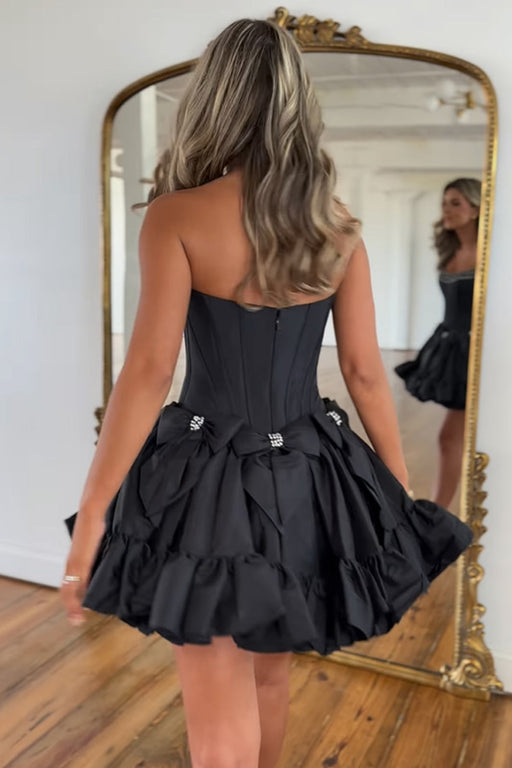 Black Corset Strapless A Line Short Homecoming Dress With Bows