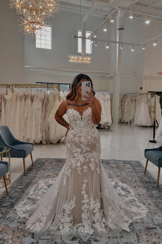 Sweetheart Straps Floral Appliques Mermaid Wedding Dress main image 0