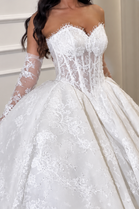 Romantic Sweetheart Corset Lace Princess Wedding Dress Sleeveless