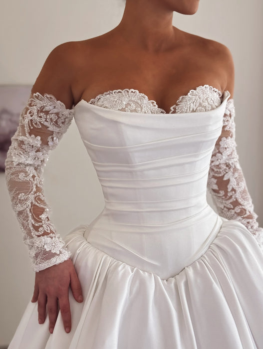 Gorgeous Sweetheart Aline Wedding Dress Satin with Detachable Lace Sleeves