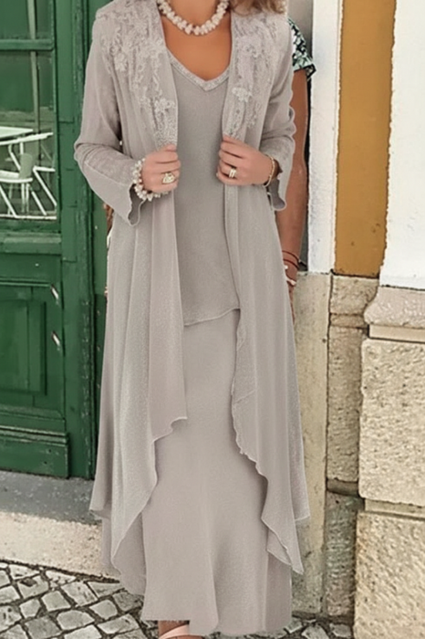 Silver Three Pieces Mother of the Bride Dresses PLus Size Chiffon Mother of the Bride Outfits