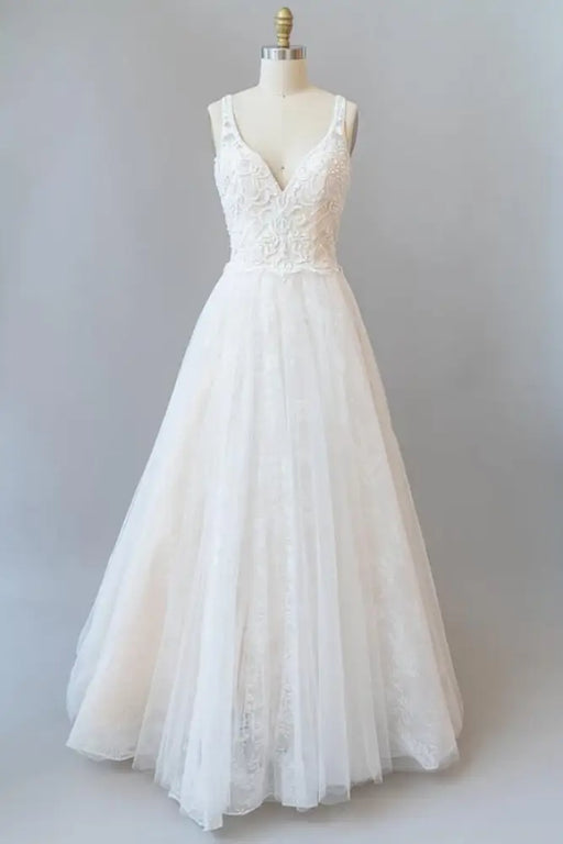V-neck Appliques Tulle Chapel Train Wedding Dress - Wedding Dresses