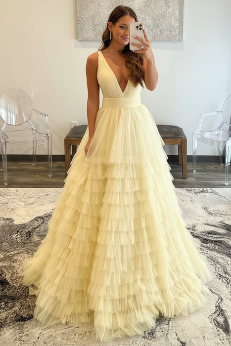 Light Yellow Tulle Formal Evening Dresses 