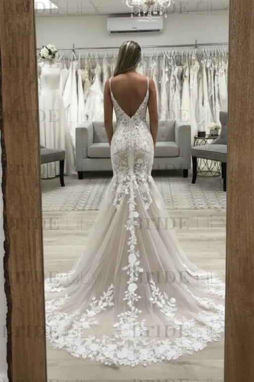 V Neck Mermaid Champagne Lace Wedding Dresses Sleeveless