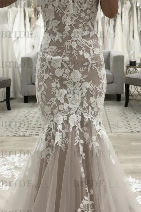 V Neck Mermaid Champagne Lace Wedding Dresses Sleeveless