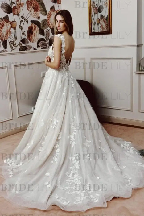 RjerStore A Line V-Neck Spaghetti Sleeveless Tulle Applique Prom Dresses