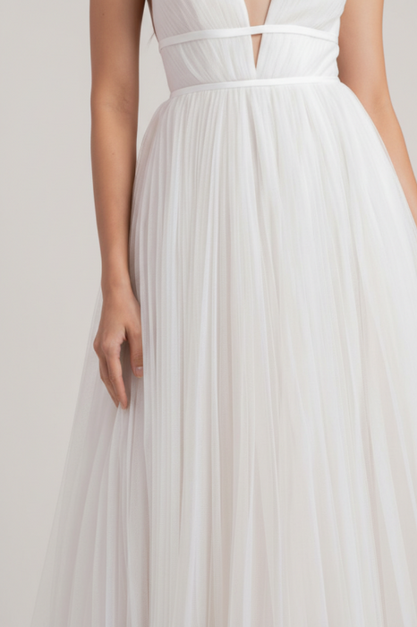 White Simple Wedding Dress A-Line Floor-Length Tulle Bridal Gown-Bridelily White Simple Wedding Dress A-Line Floor-Length Tulle Bridal Gown-Bridelily