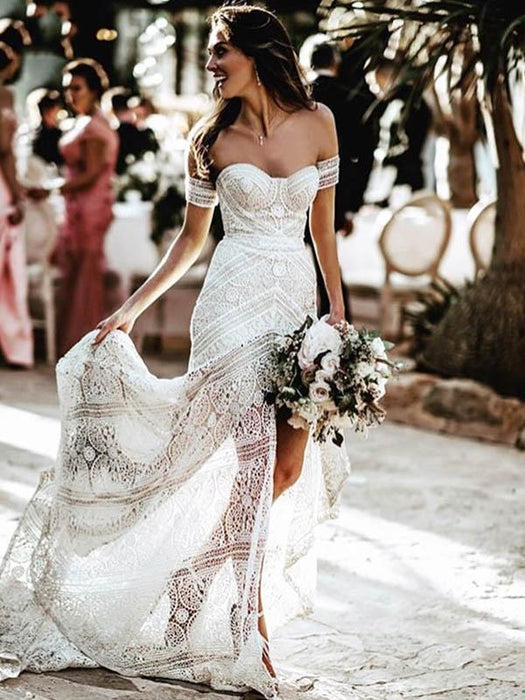 Sweetheart Neck Boho Lace Wedding Dress With Sleeves - Bridelily Sweetheart Neck Boho Lace Wedding Dress With Sleeves - Bridelily
