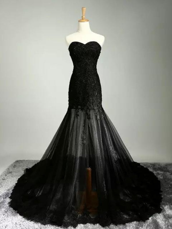 Black Lace Wedding Dress Gothic Bridal Gown Lace-Up