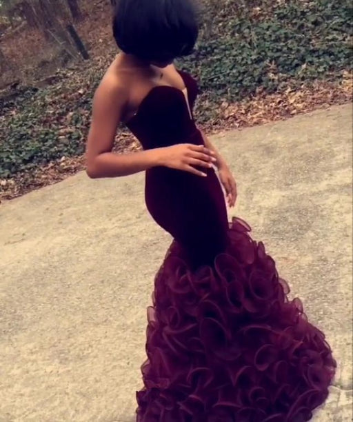 Bridelily Pretty Burgundy Prom Dresses 2019 Strapless Sheath Ruched Organza Evening Dress CE076 - Prom Dresses