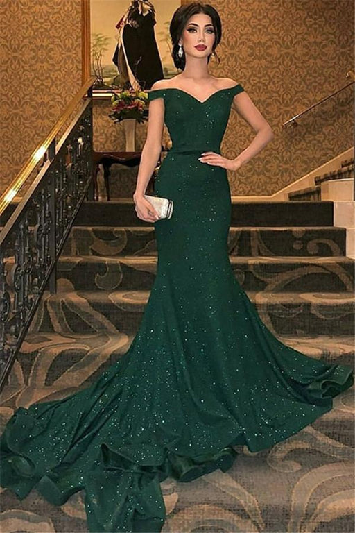 Enchanting Emerald Off-the-Shoulder Mermaid Evening Gown