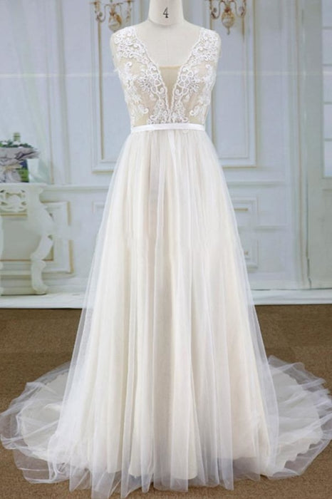 Chic Lace Chapel Train Tulle A-line Wedding Dress - Wedding Dresses