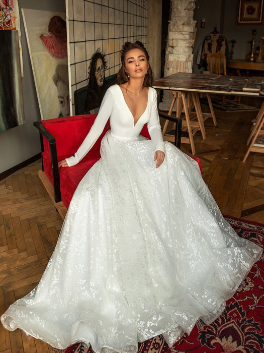 Pros and Cons of Long Sleeve Wedding Dresses - Pretty Happy Love