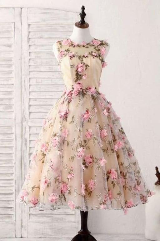 Cute Knee Length Sleeveless Short White Prom Dresses 2021 - Bridelily Cute Knee Length Sleeveless Short White Prom Dresses 2021 - Bridelily