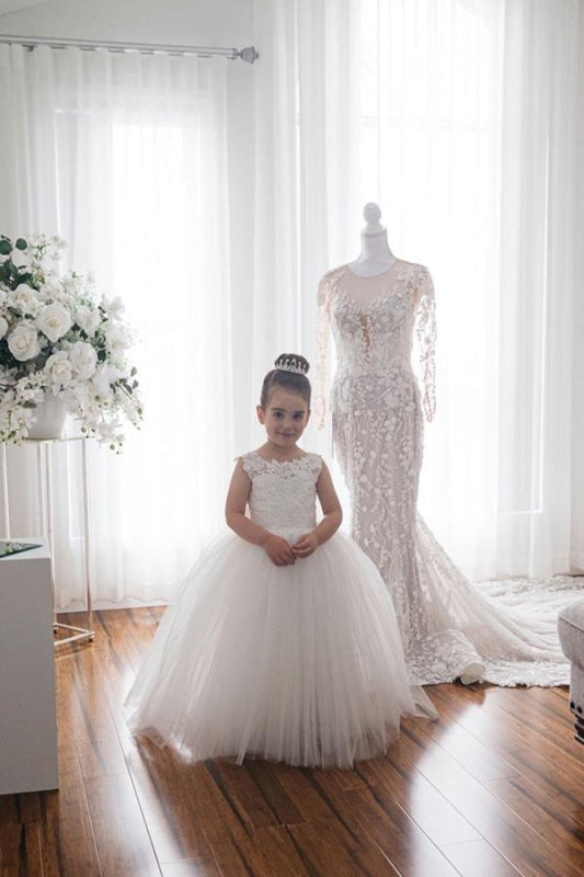 Cute Tulle Ivory White Sleeveless Flower Girls Dresses Ball Gown for l —  Bridelily