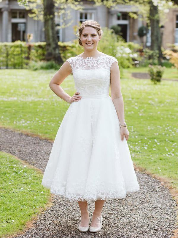 Elegant Lace Aline Plus Size Short Wedding Dresses Cheap - Bridelily Elegant Lace Aline Plus Size Short Wedding Dresses Cheap - Bridelily