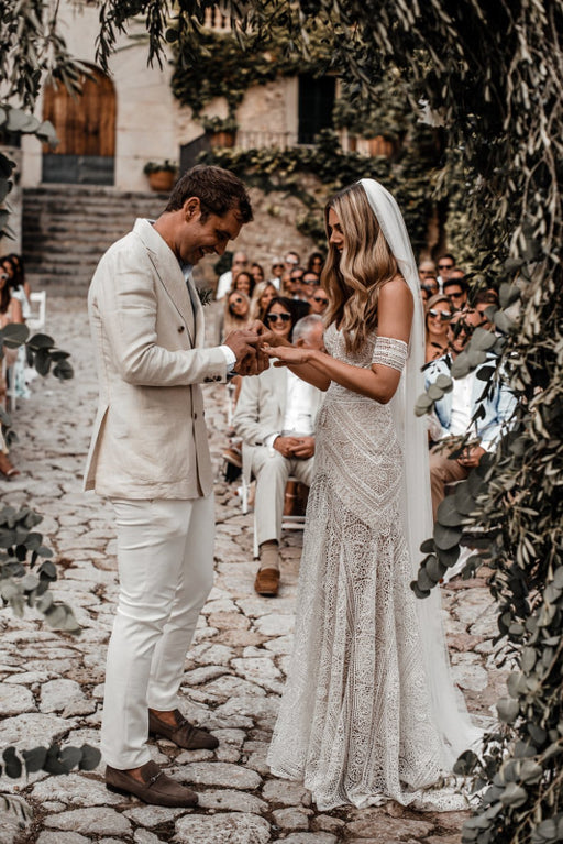 Wedding Dresses Under 100 | Affordable Wedding Dresses Online Bridelily Wedding Dresses Under 100 | Affordable Wedding Dresses Online Bridelily