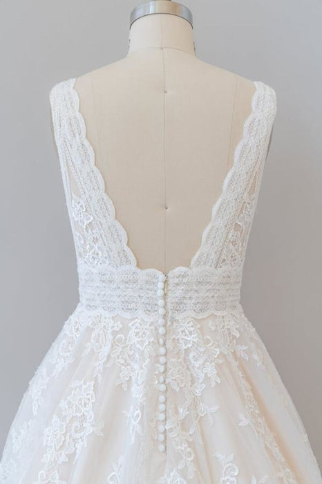 Elegant V-neck Appliques Tulle A-line Wedding Dress - Wedding Dresses