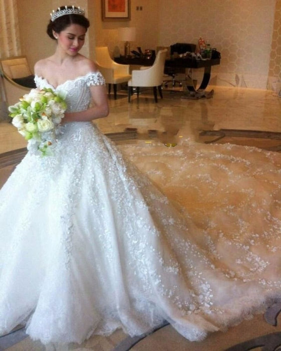 Gorgeous Off the Shoulder Puffy Princess Lace Wedding Dress - Wedding Dresses