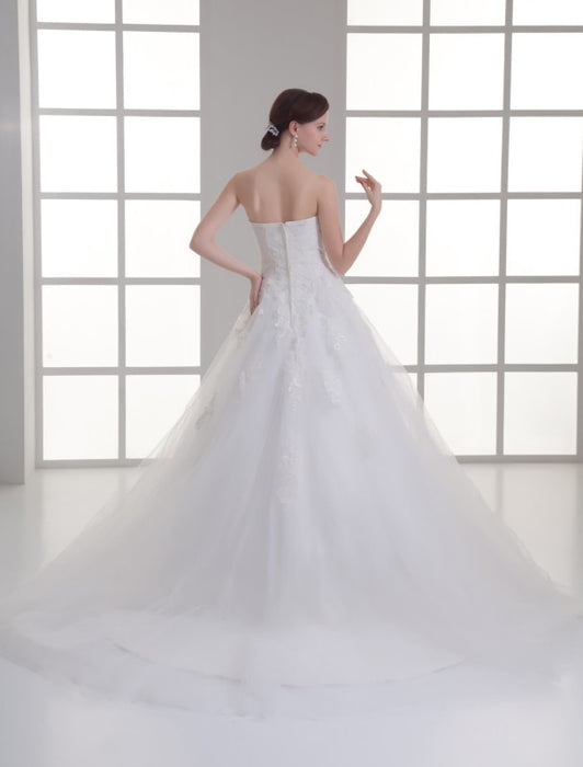 Ivory Sweetheart Neck Strapless Beading Net Wedding Dress