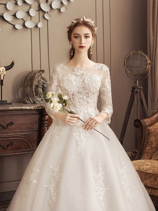 Ivory Wedding Dresses Lace Applique Jewel Neck 3/4 Length Sleeve Princess Bridal Gown With Train