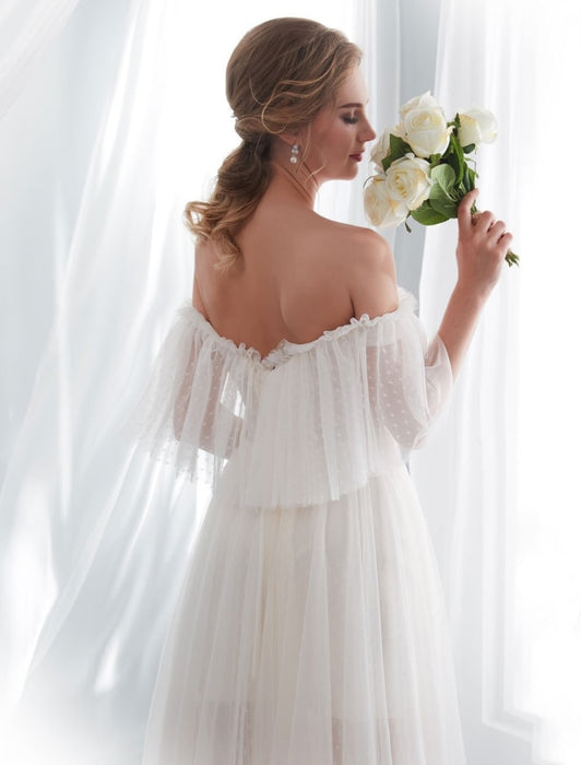 Ivory Wedding Dresses Off Shoulder Half Sleeve Tulle Beach Bridal Dress With Train