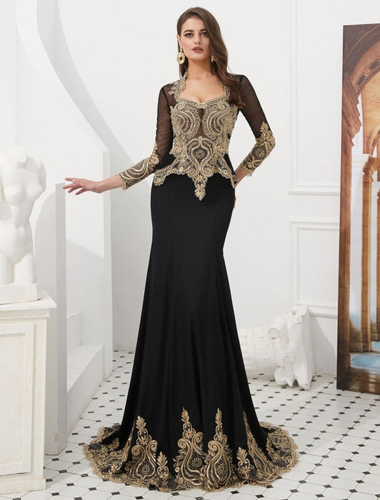 Luxury Evening Dresses Embroidered Beaded Queen Anneneck Long Sleeve Formal Gowns With Cloak