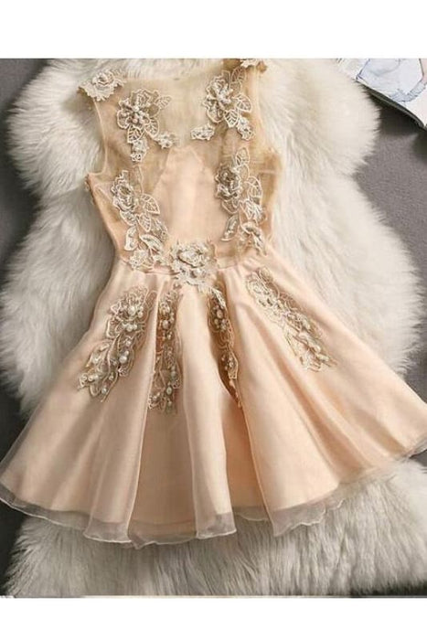 Mini V Neck Homecoming with Pearls Gorgeous Appliques Short Graduation Dress - Prom Dresses
