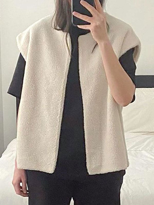 Faux Fur Coats For Women Ecru White Sleeveless Polyester Oversized Overcoat