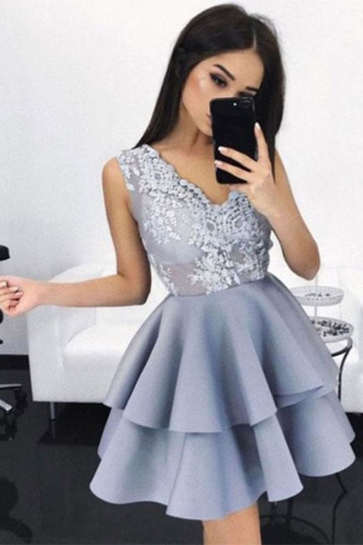 Pretty Two Layers Sleeveless V Neck Homecoming Short Lace Appliqued Prom Dress - Prom Dresses