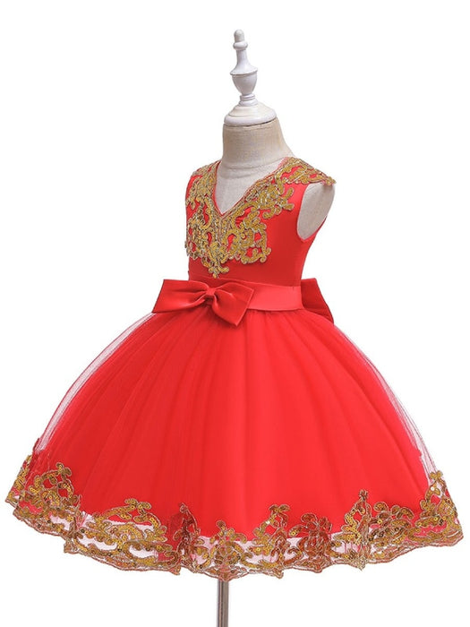 Flower Girl Dresses V-Neck Tulle Short Sleeves Knee Length Princess Silhouette Embroidered Kids Party Dresses