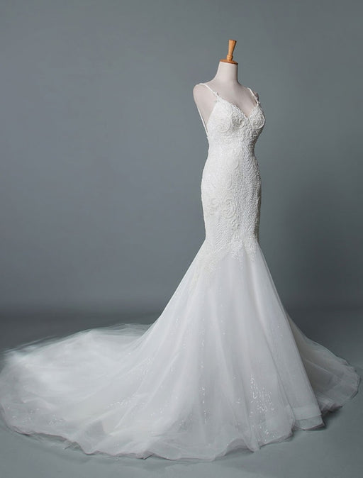 Simple Wedding Dress Lace V Neck Sleeveless Lace Mermaid Bridal Dresses With Train