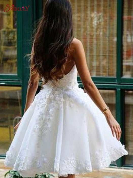 super cute wedding dresses Sacramento Wedding Gowns: Dazzling Dresses {Pretty Parade}