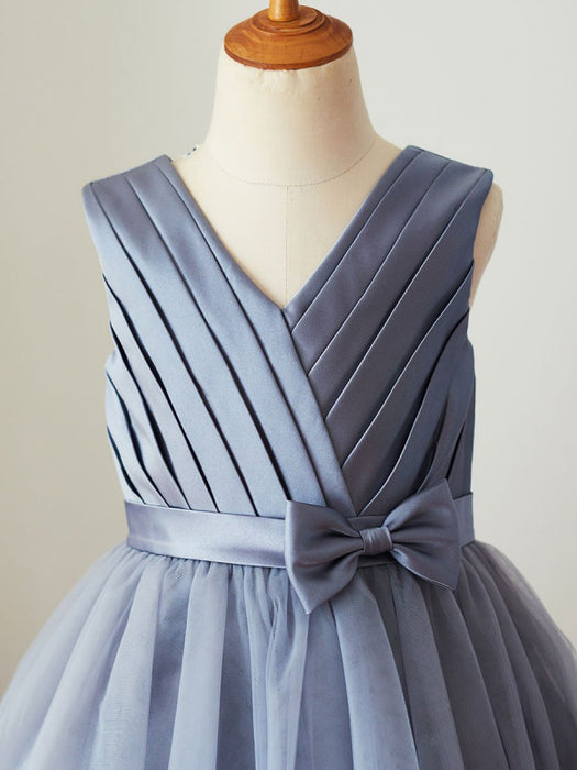 Flower Girl Dresses V-Neck Satin Fabric Sleeveless Knee-Length Princess Silhouette Sash Kids Party Dresses