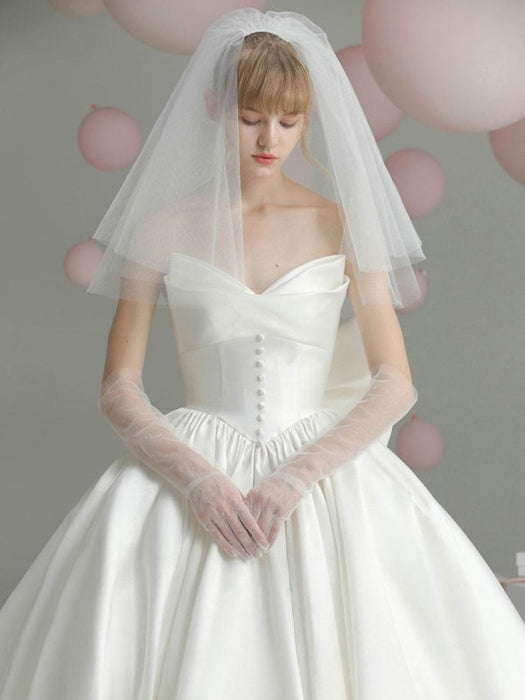 Vintage Wedding Dresses Cathedral Train Strapless Sleeveless Bows Satin Fabric Bridal Gowns