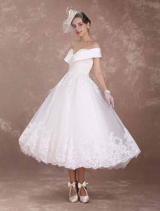 Vintage Wedding Dresses Off The Shoulder Short Bridal Dress 1950's Lace Applique Beaded Tea Length Wedding Reception Dress misshow Bridelily Vintage Wedding Dresses Off The Shoulder Short Bridal Dress 1950's Lace Applique Beaded Tea Length Wedding Reception Dress misshow Bridelily