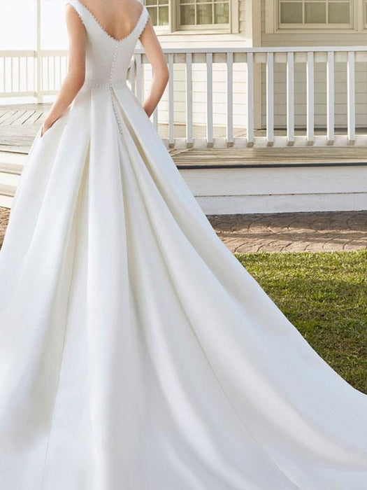Vintage Wedding Dresses With Train Designed Neckline Sleeveless Buttons Satin Fabric Bridal Gowns