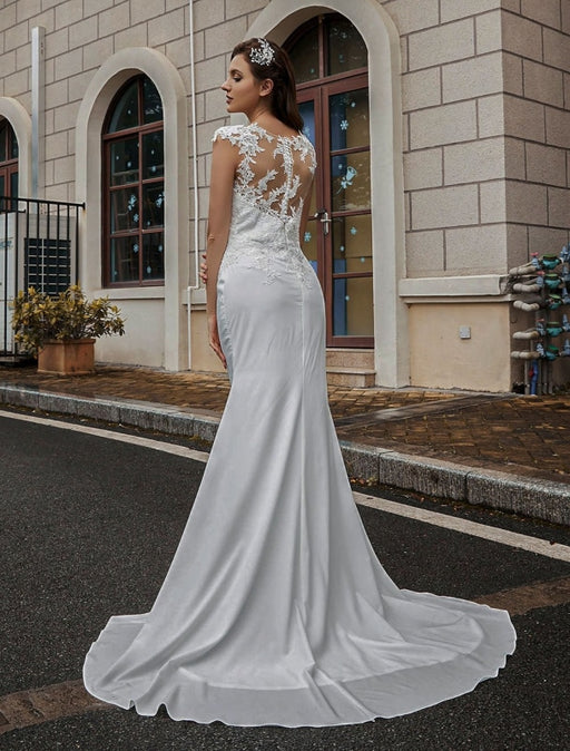 Wedding Bridal Gowns Jewel Neck Sleeveless Natural Waist Buttons With Train Bridal Dresses
