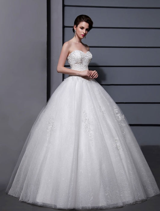 Liliwen a voluminous mikado ballgown with beaded lace - WED2B