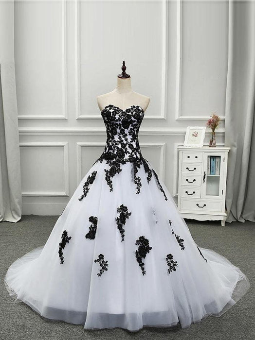 White and Black Ball Gown Gothic Wedding Dress Bridelily White and Black Ball Gown Gothic Wedding Dress Bridelily