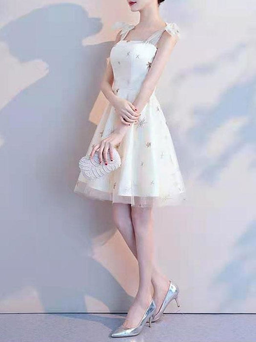 With Cocktail Dress Elegant A-Line Strapless Sleeveless Bows Lace Champagne Short Evening Dress