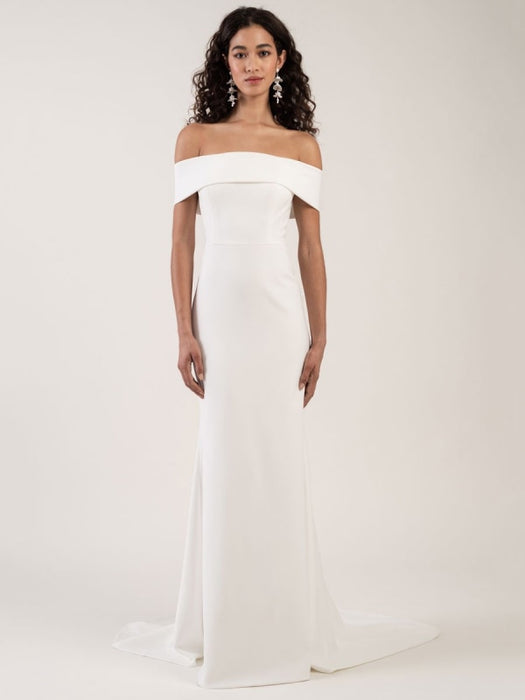 White Simple Wedding Dress Bateau Neck Sleeveless Natural Waist Backless Satin Fabric Long Mermaid Bridal Gowns